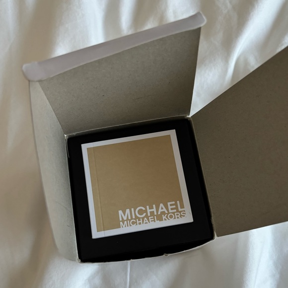 Michael Kors Rose Gold Watch and Bangle Set - Picture 2 of 13